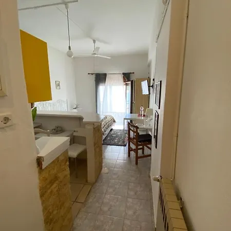 Xanthoula -ενοικιαζομενα ξανθουλα * Amaliapoli