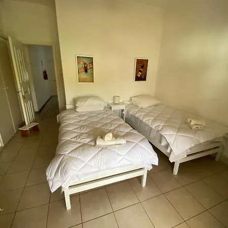 Xanthoula -ενοικιαζομενα ξανθουλα * Amaliapoli